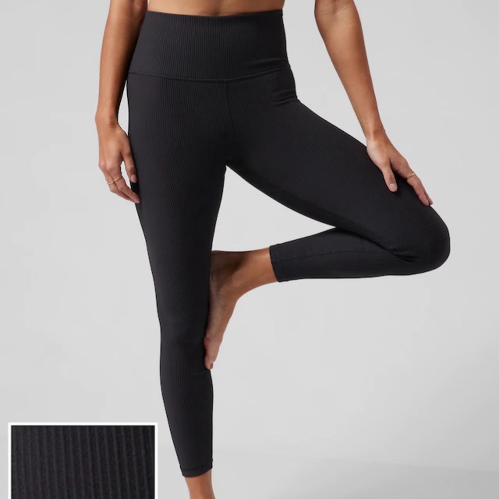 Ultra high rise Athleta Elation Rib Tight // Black // Size Small